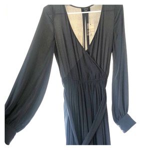Vici - charcoal, long sleeved, vneck dress